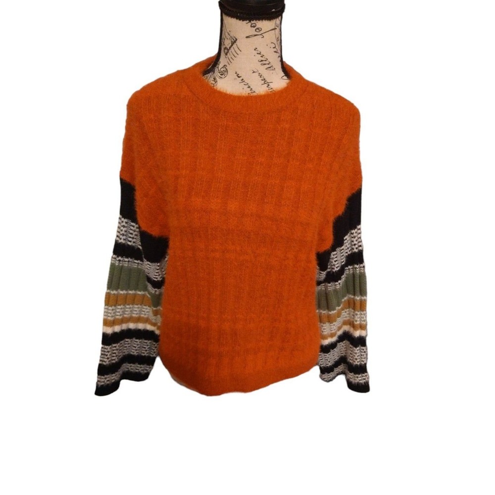 Fashion Nova spice/ fall colored flared sleeve xs sweater